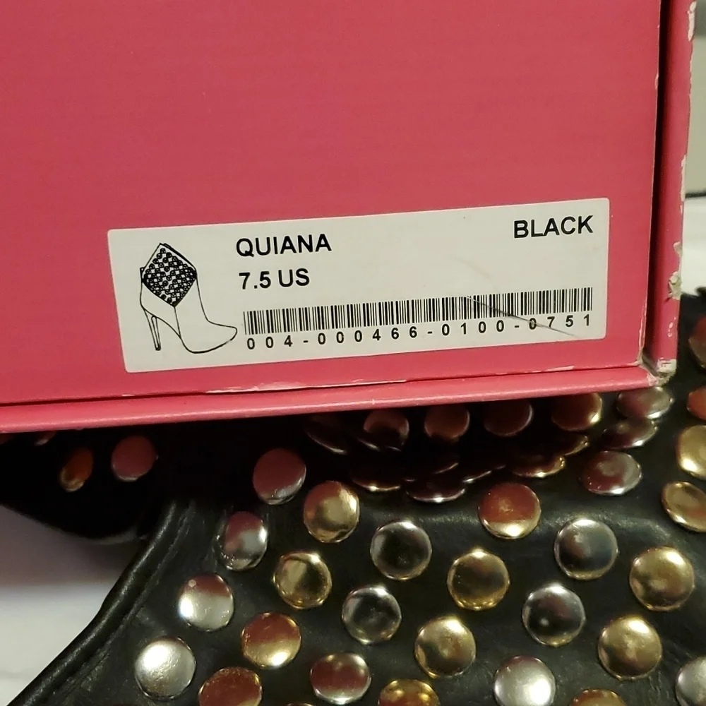 STUDDED SEXY SPIKE ANKLE BOOTS WITH HEELS SZ 8/M - Picture 4 of 10